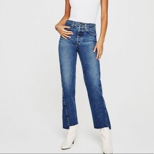 NWT AG Twisted Alexxis High Rise Vintage Straight Crop 28